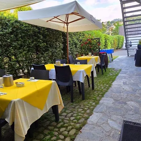 Bed&Breakfast 4U PARCHEGGIO INTERNO-3