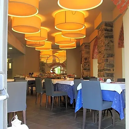 Lizard Hotel-2