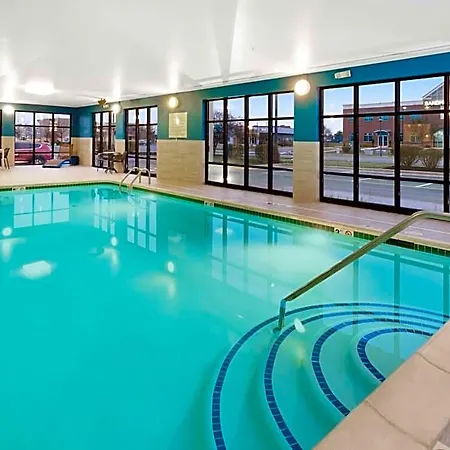 Hampton Inn Middletown-3