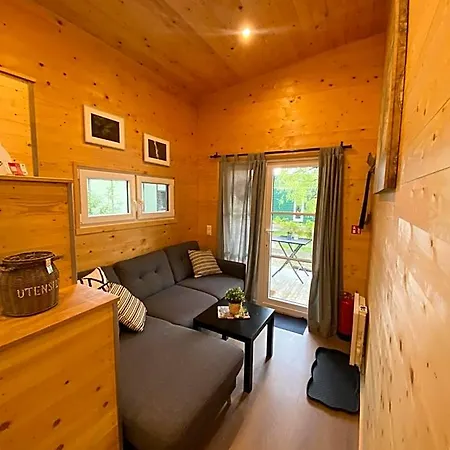 Tiny House Wupper im PIER9 Tiny House Hotel-2