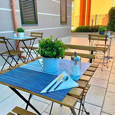 Floridida Rooms & Breakfast-3