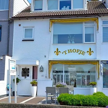 Pension 't hofje 350 meter van het strand-3