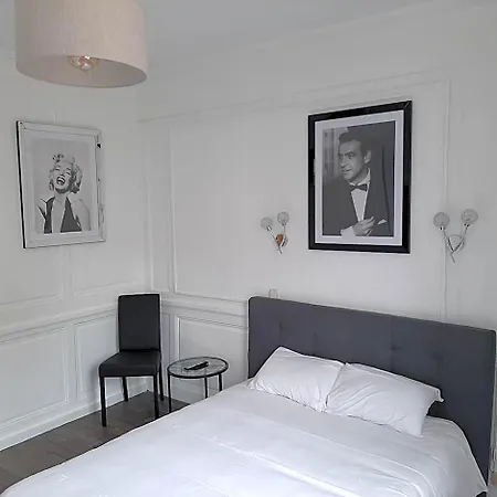 Hotel Les Beaux Arts- Limoges Hypercentre-3