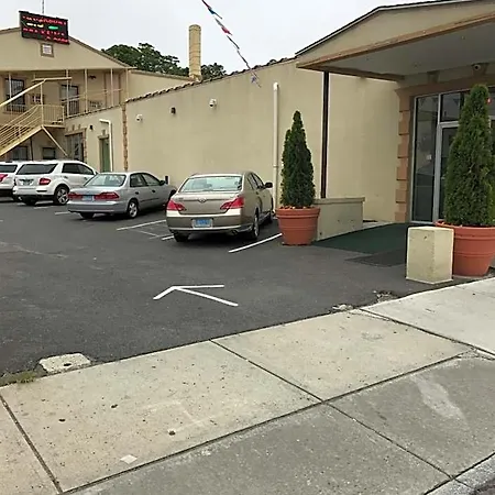 Waterbury Big Apple Motel-3