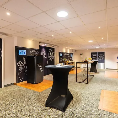 Novotel Brussels Airport-3