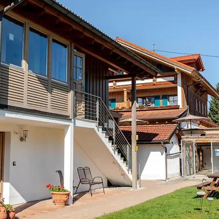 Landhotel Guglhupf-2