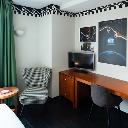 Hotel Theater Figi-3