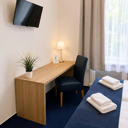 Hotel Seifert Berlin am Kurfürstendamm-3