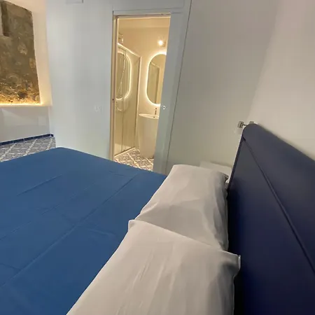 Cinquestelle Albergo del centro storico-2