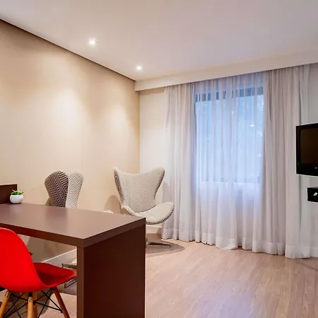 Mercure Sao Paulo Moema Times Square-3