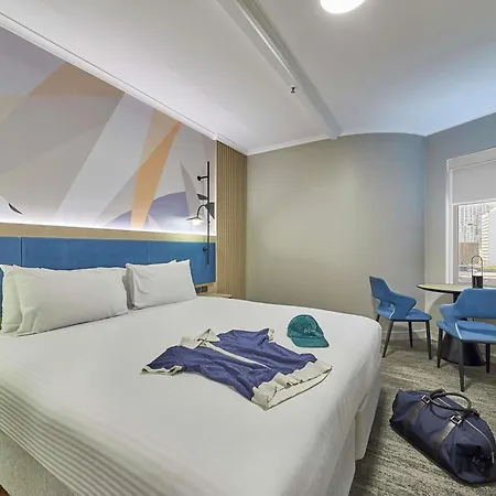 Ibis Perth-2