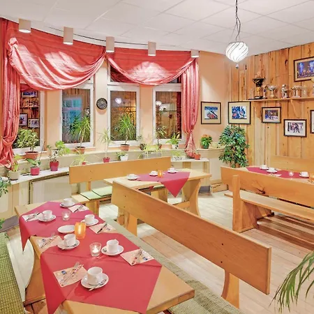 Pension Haus Saarland-3