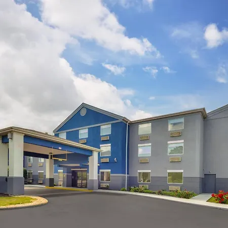 Comfort Inn & Suites Butler-2