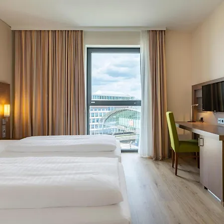 Intercityhotel Berlin Hauptbahnhof-3