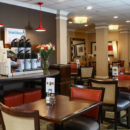 Holiday Inn Express Hotel & Suites - Atlanta/Emory University Area By Ihg-3