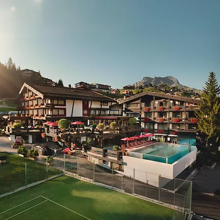 Burg Hotel Oberlech-3