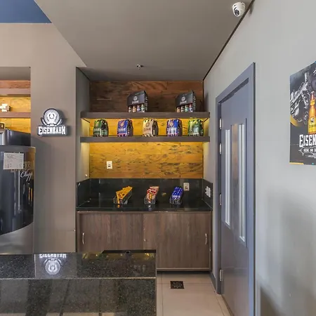 Ibis Budget Blumenau-3