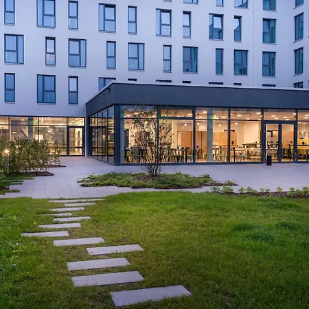 Elaya Hotel Augsburg, Trademark By Wyndham-3