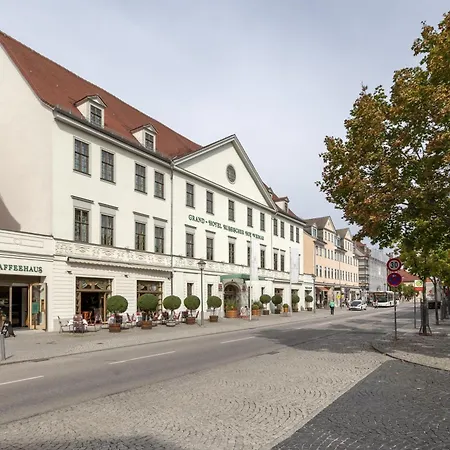 Best Western Premier Grand Hotel Russischer Hof-2