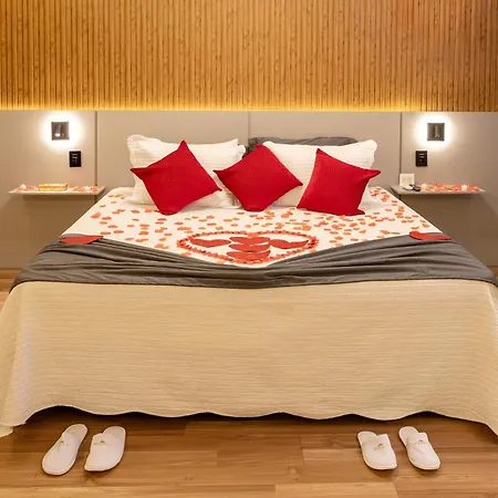 Monaco Hotel & Convention By Easy Class-3