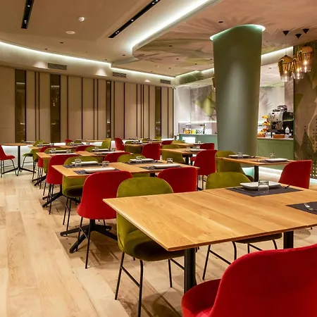 Melia Plaza Valencia-2