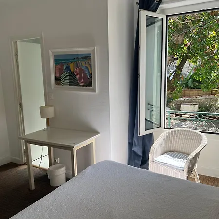 Hotel Val Flores Logis-3