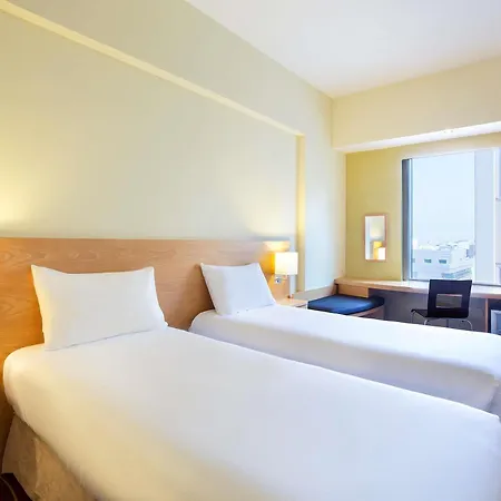 Ibis Dubai Al Rigga-2