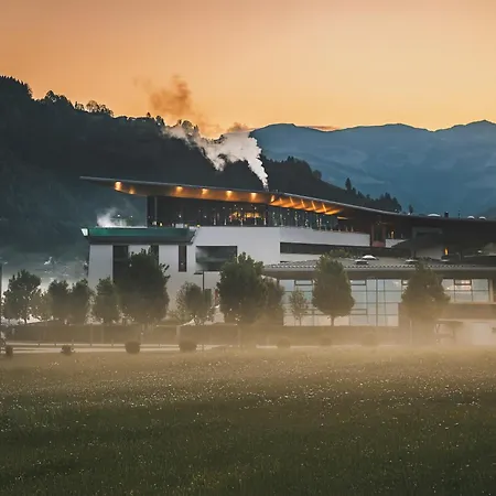 Tauern Spa Hotel & Therme-2