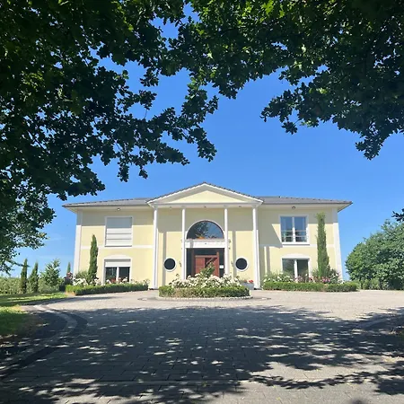 Hotel Villa Altes Land-2