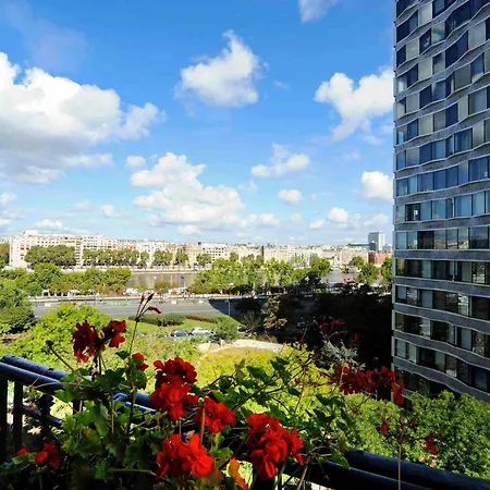 Mercure Paris Tour Eiffel Pont Mirabeau-2