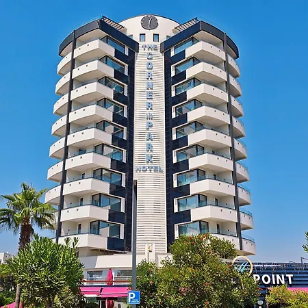 The Corner Park Hotel-3