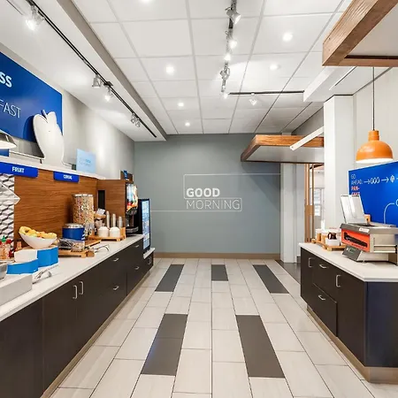 Holiday Inn Express & Suites St. Louis - Chesterfield By Ihg-3