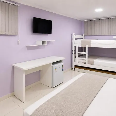 Alice Suites, tudo a pé e pertinho das Praias Grande e dos Anjos-3