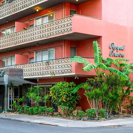 Royal Grove Waikiki-3