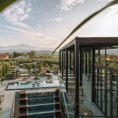 Quellenhof Luxury Resort Lazise-2