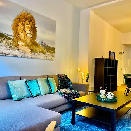 Oneluxstay Near Fashion District-2