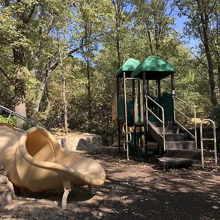 Ucla Lake Arrowhead Lodge-2