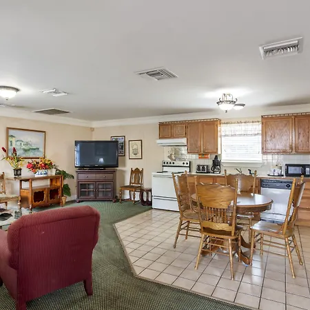 Edgewater Inn - Biloxi Beach-3