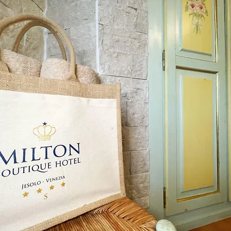 Milton Boutique Hotel - Adults Only-3