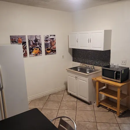 Desert Hills Motel-2