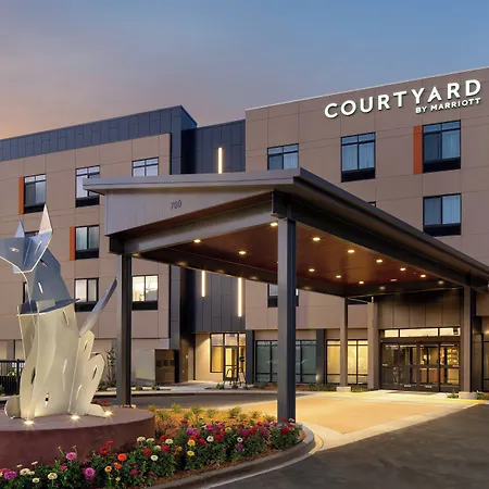 Courtyard By Marriott Petaluma Sonoma County-2