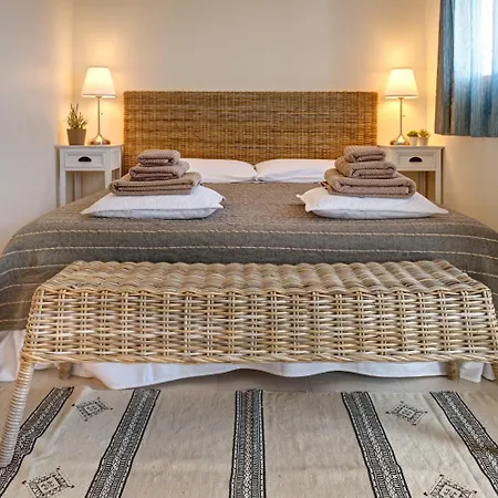Bed&Breakfast La Terra dei Mari-3