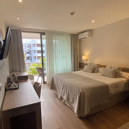 Hotel Colon Rambla-3