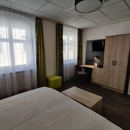 Hotel Goldene Traube-2