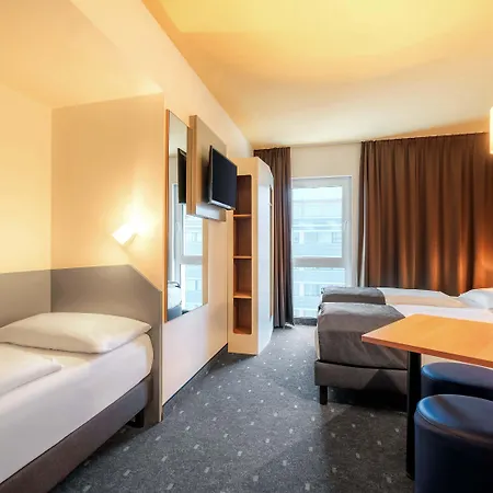 B&B Hotel Stuttgart-Bad Cannstatt-3