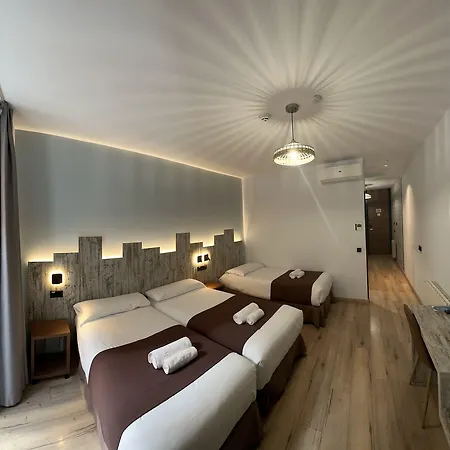 Hostal Anton Martin-2