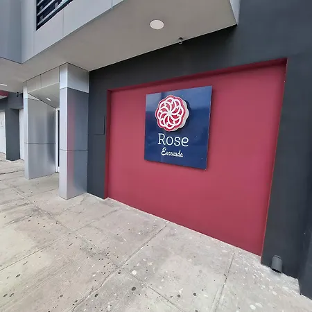 Hotel Rose Ensenada-3