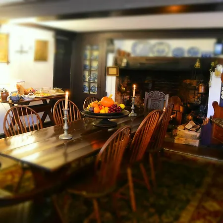 Daniels House Inn-2