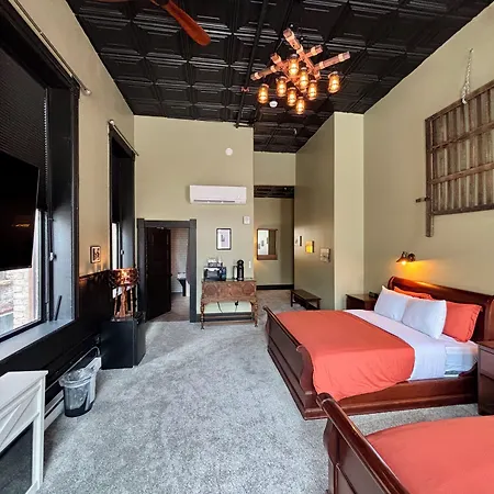 The Oliver Inn-2