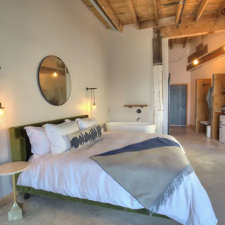 Bowline Hotel-3